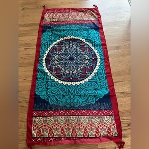 Beautiful scarf - can also be used as a wrap
70” length & 35” width